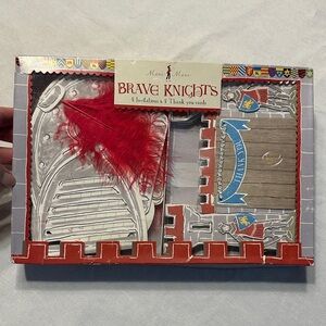 Medieval Knight 8 Invitation and 8 Thank You Card Set